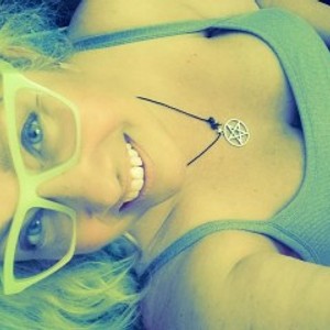 rudecam.live MissTulsa livesex profile in pee cams