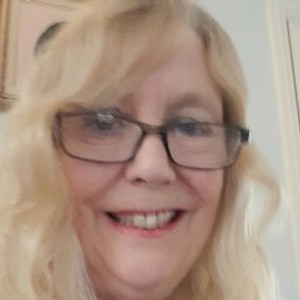 Alyson63xox webcam livesex profile on groupsexlivecams.com