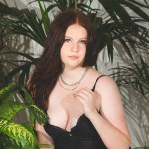 watchgirlcam.com MaddieKinky livesex profile in threesome cams