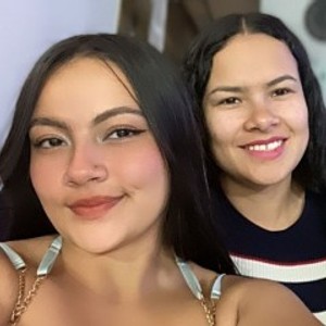 lesbianlivesexcams.com LunaAndMelany livesex profile in submissive cams